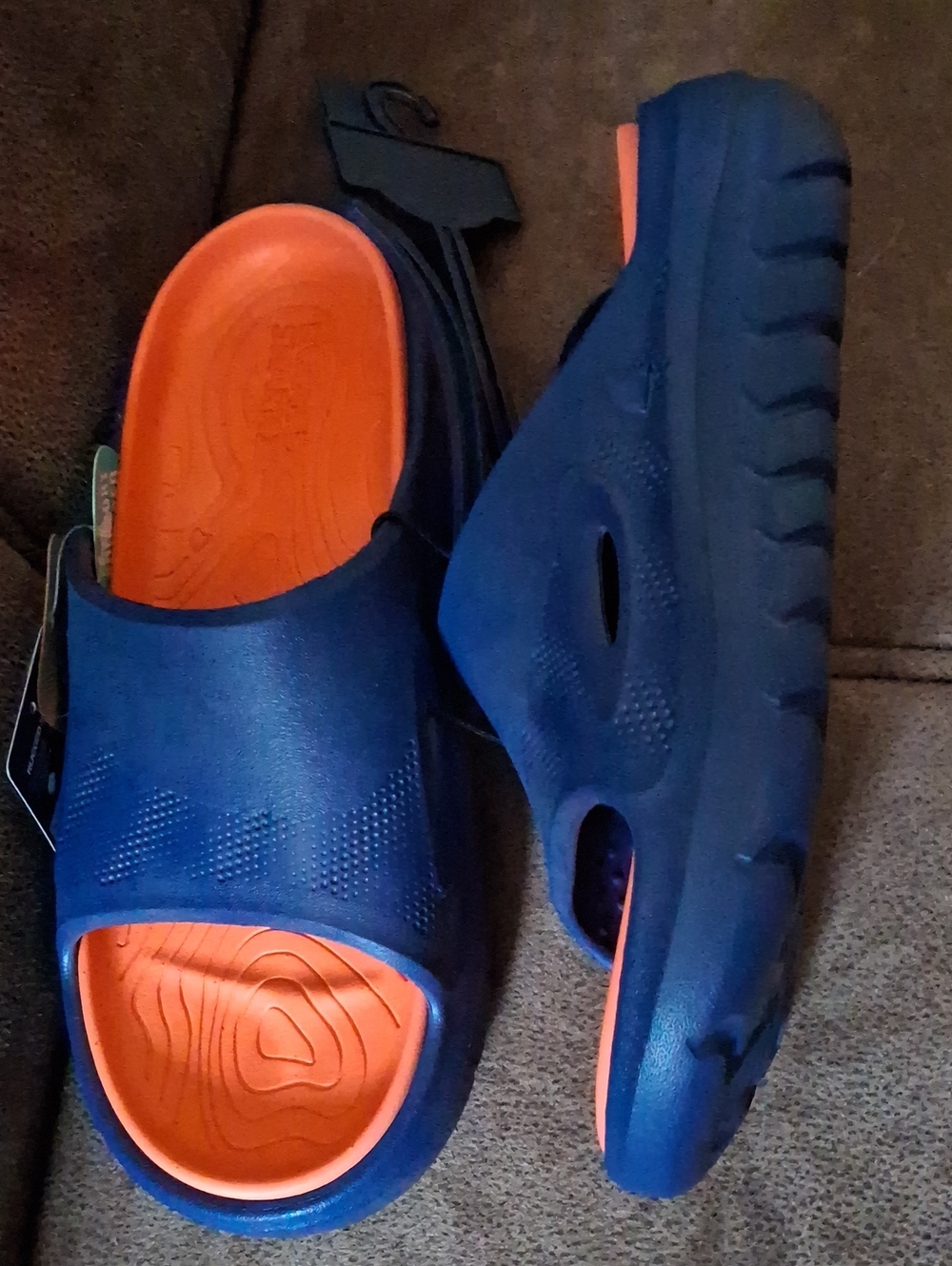 Rugged Shark Men's Manta Slide Sandals - Navy and Orange Size 7